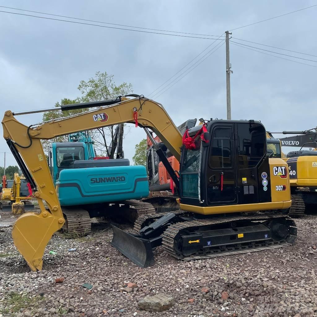 CAT 307E Mini ekskavatörler, 7 tona dek