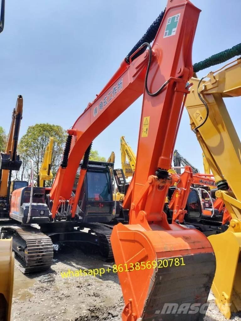 Hitachi ZX 200 Paletli ekskavatörler