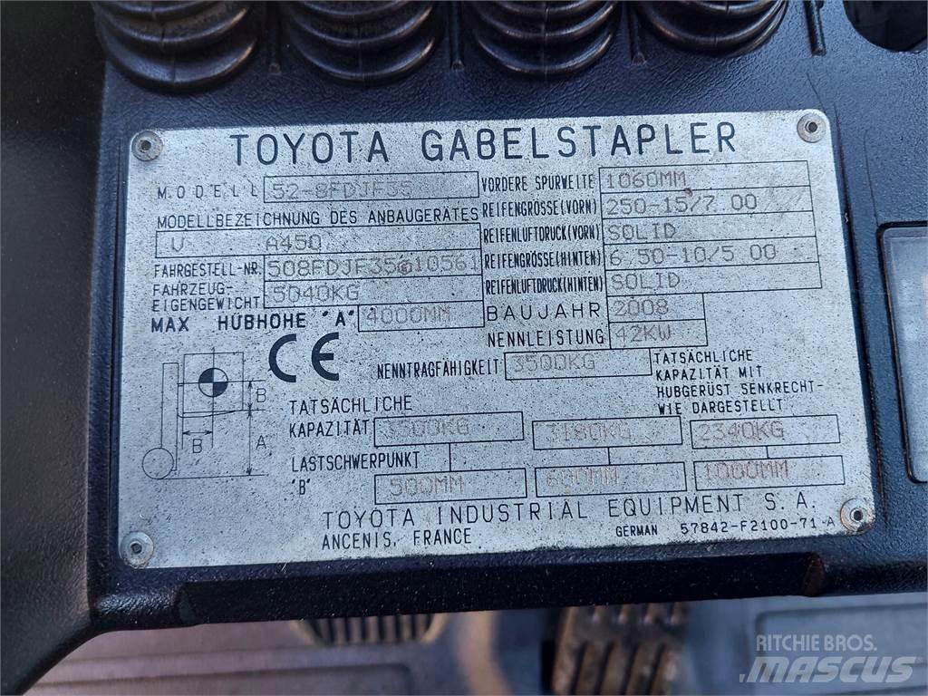 Toyota 52 8FDJF35 Dizel forkliftler