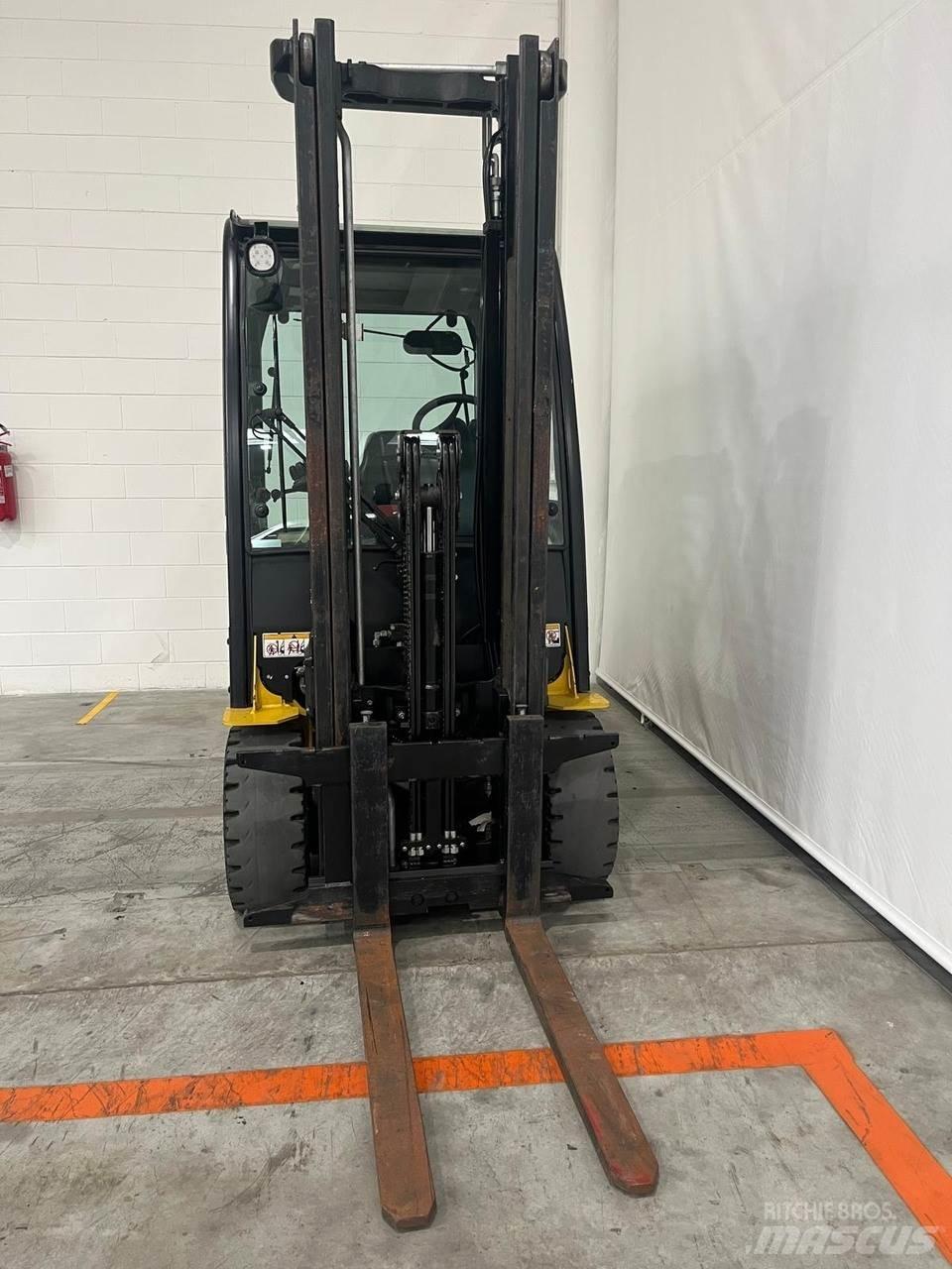 Yale ERP30VL Elektrikli forkliftler
