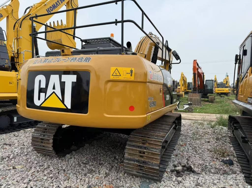 CAT 320D2 Paletli ekskavatörler