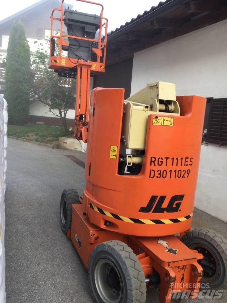 JLG E 300 AJP Körüklü personel platformları