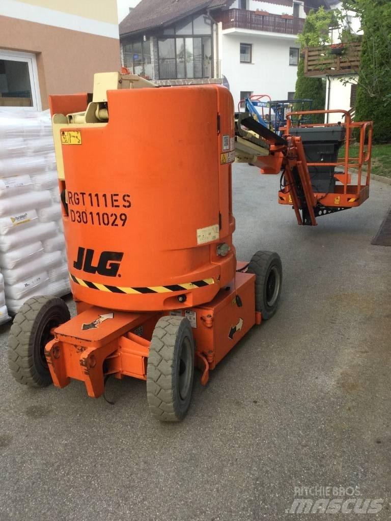 JLG E 300 AJP Körüklü personel platformları