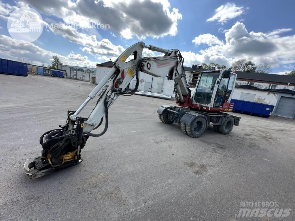 Take-Job TB 295 W Lastik tekerli ekskavatörler