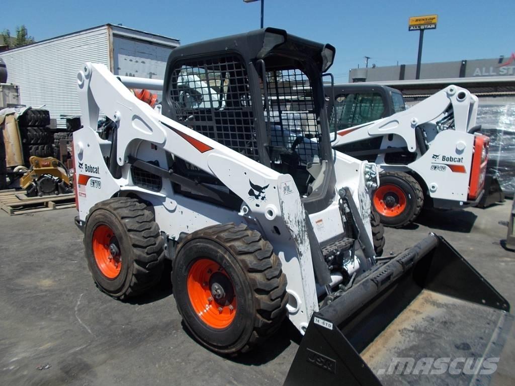 Bobcat S770 Skid steer loderler