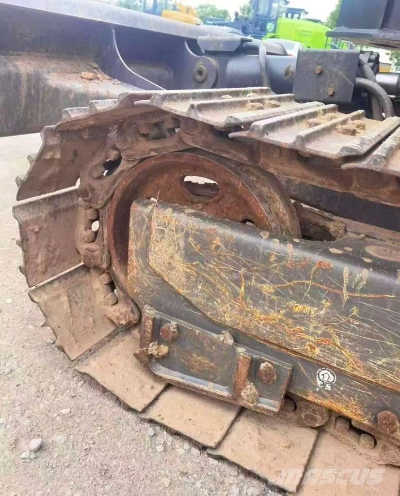 Volvo 55 Paletli ekskavatörler