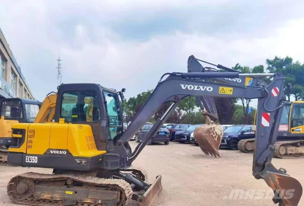 Volvo 55 Paletli ekskavatörler
