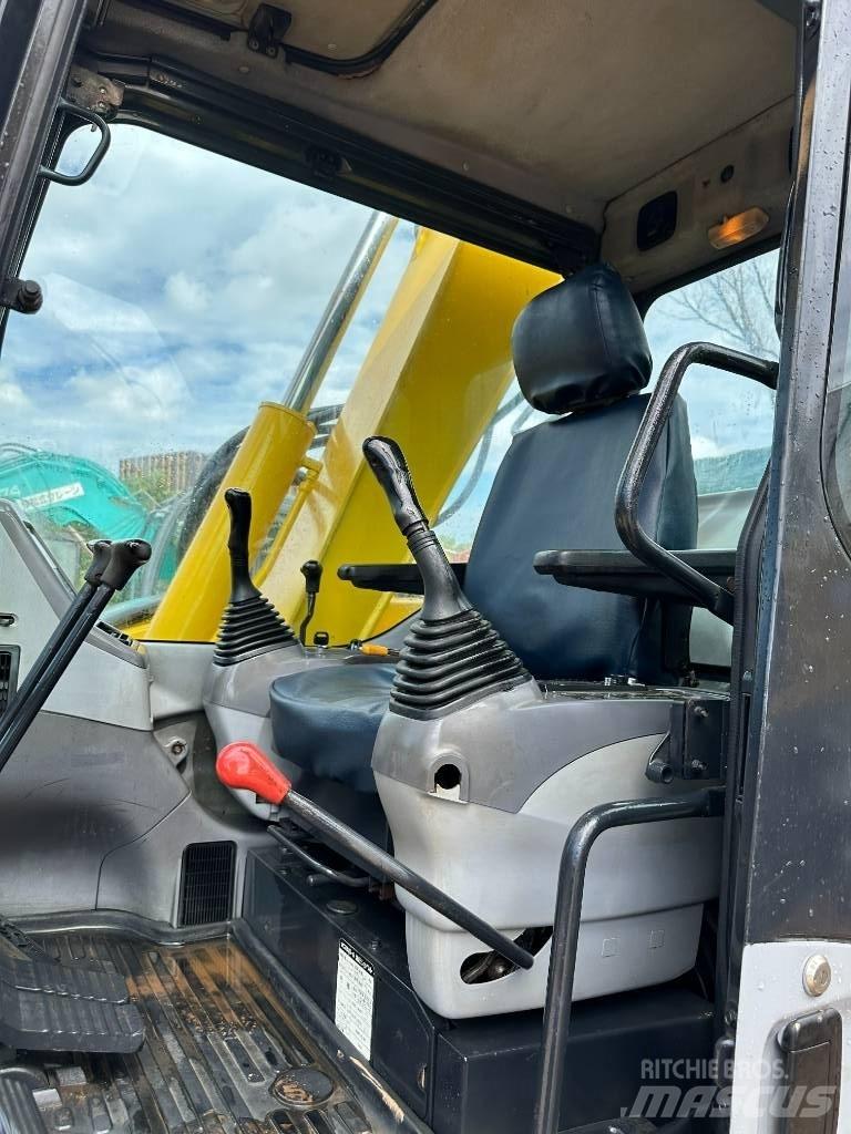 Komatsu PC 78 US-6N0 Paletli ekskavatörler