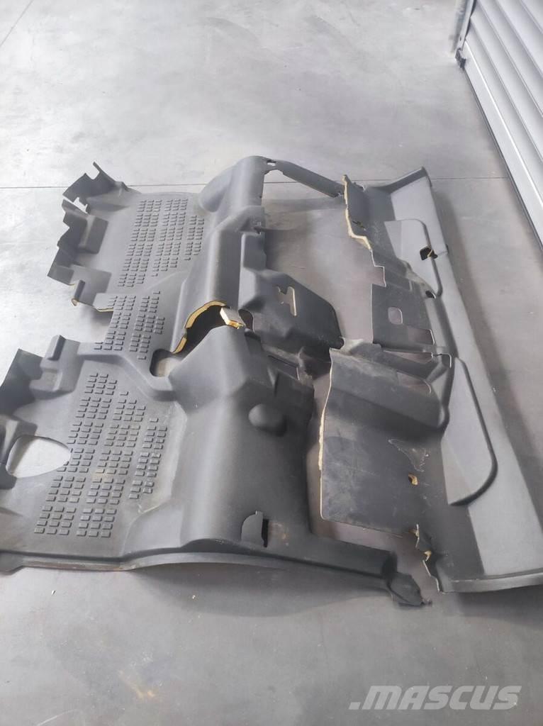 Nissan Floor Mat Kabinler