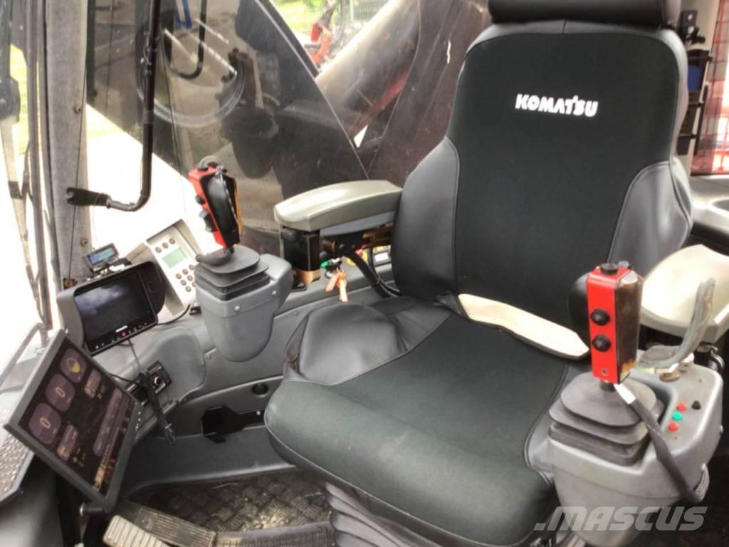 Komatsu 911.5 Biçerdöverler