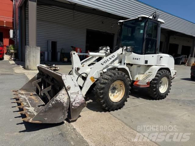 Volvo L 30 G Tekerlekli yükleyiciler