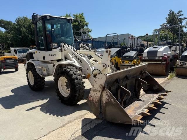 Volvo L 30 G Tekerlekli yükleyiciler