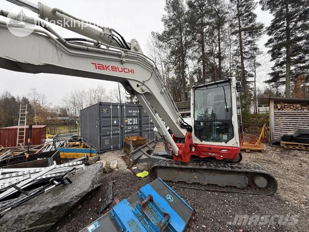 Takeuchi TB 370 Paletli ekskavatörler