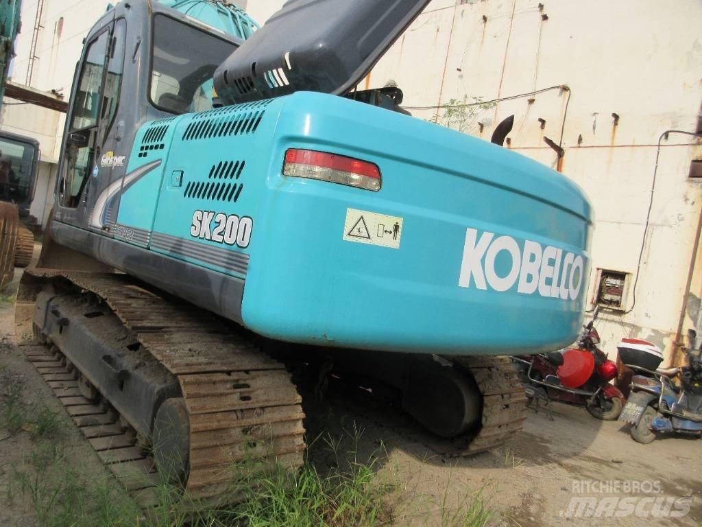 Kobelco SK 200-8 Paletli ekskavatörler