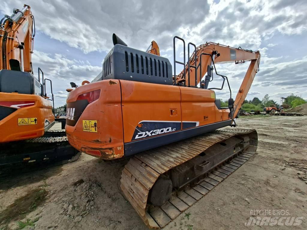 Doosan DX 300 LC-5 Paletli ekskavatörler
