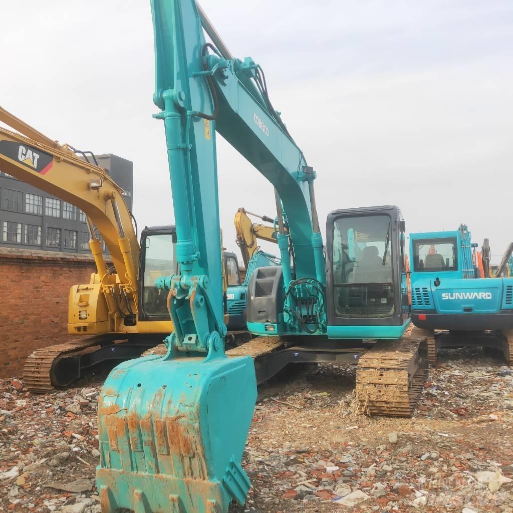 Kobelco SK 135 SR Paletli ekskavatörler