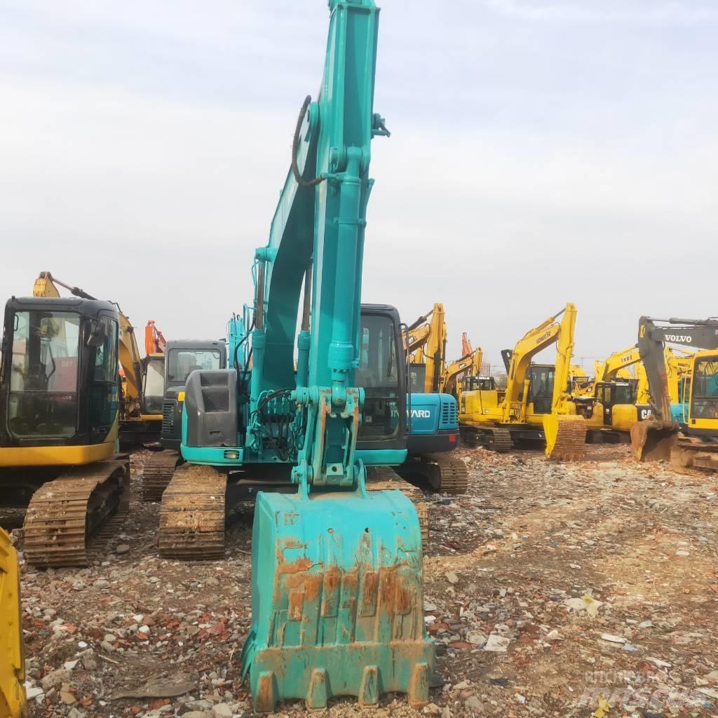 Kobelco SK 135 SR Paletli ekskavatörler