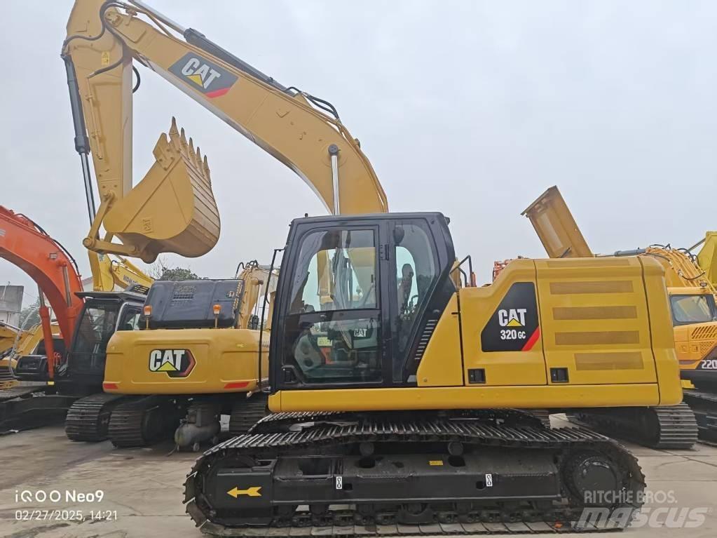 CAT 320 GC Paletli ekskavatörler
