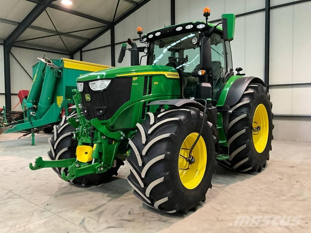 John Deere 6R 250 Traktörler