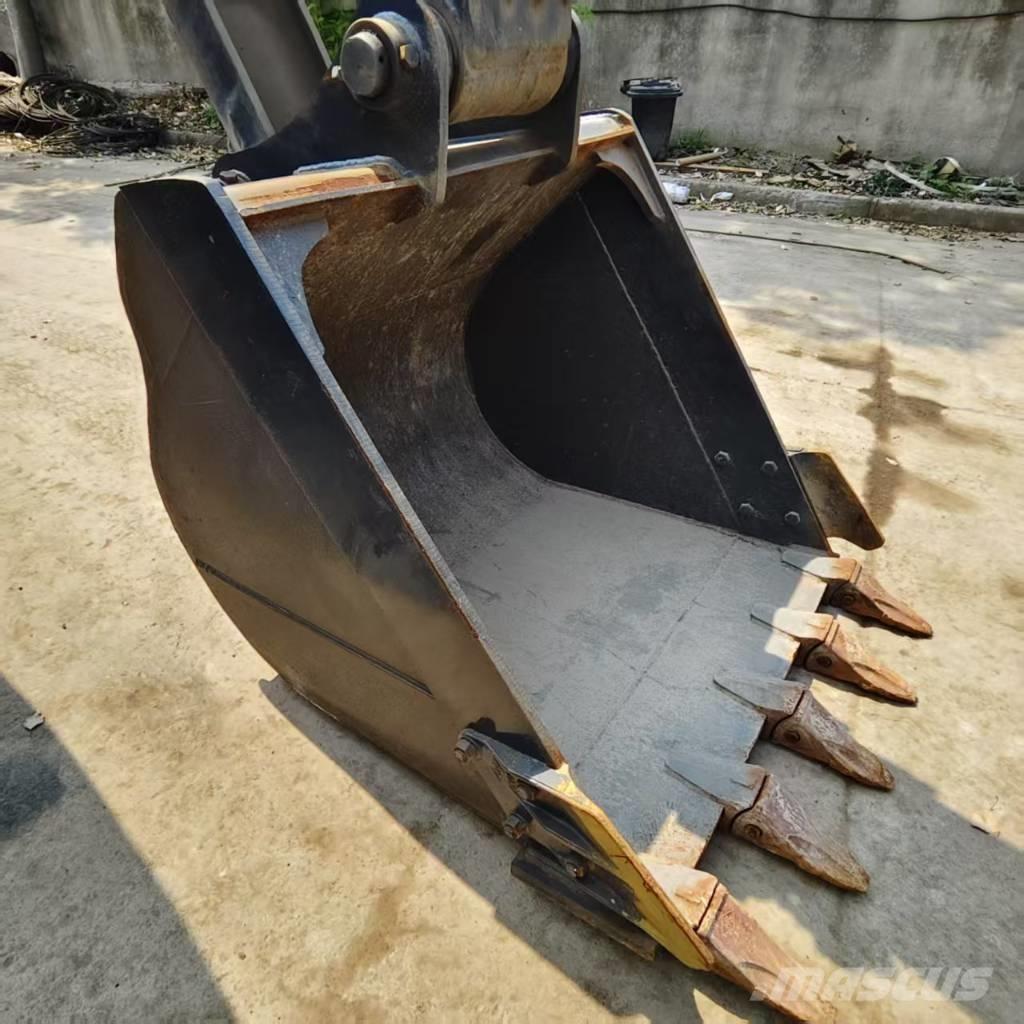 Volvo EC 220 Paletli ekskavatörler