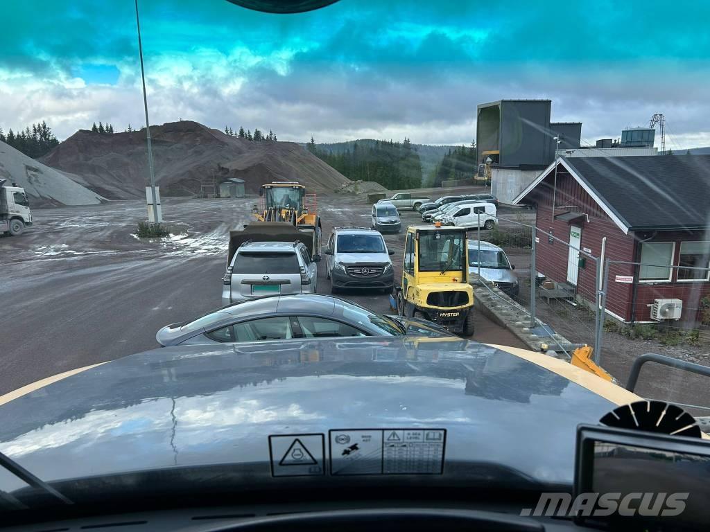 Bell B 60 E Belden kirma kaya kamyonu