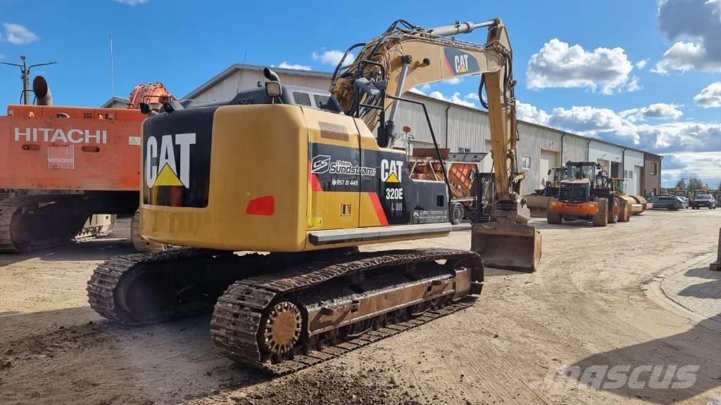 CAT 320 E Paletli ekskavatörler