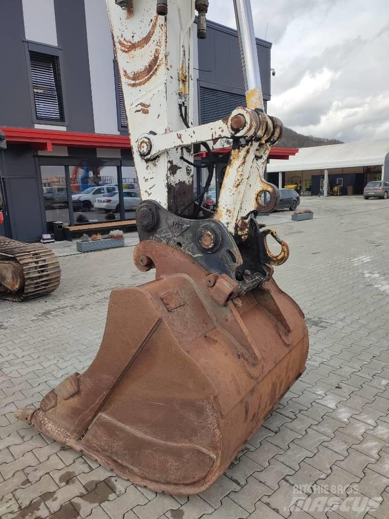 Komatsu PC210 LC-8 Paletli ekskavatörler