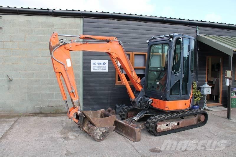 Hitachi ZX 30 U Mini ekskavatörler, 7 tona dek