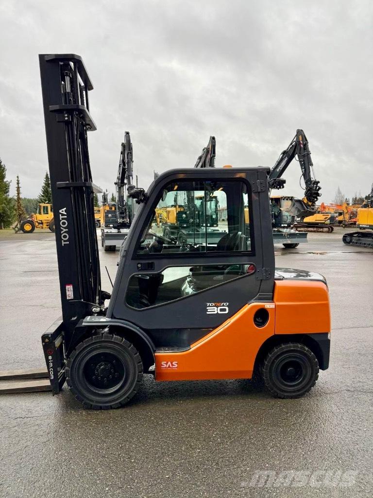 Toyota 02-8 FDF 30 Dizel forkliftler