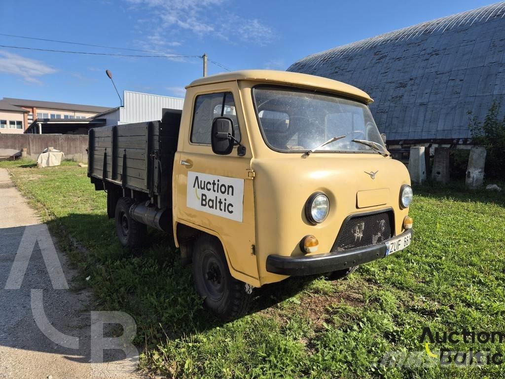  UAZ 3303 Pikaplar