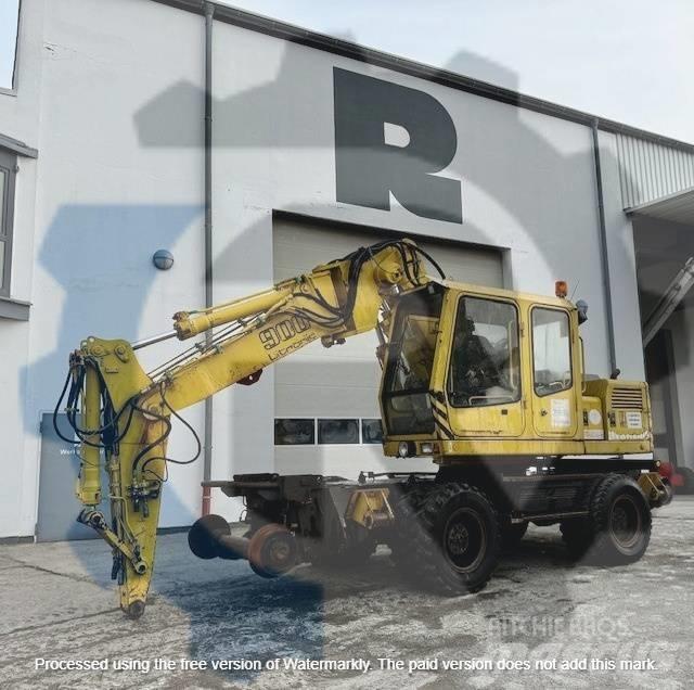 Liebherr A900ZW Lastik tekerli ekskavatörler