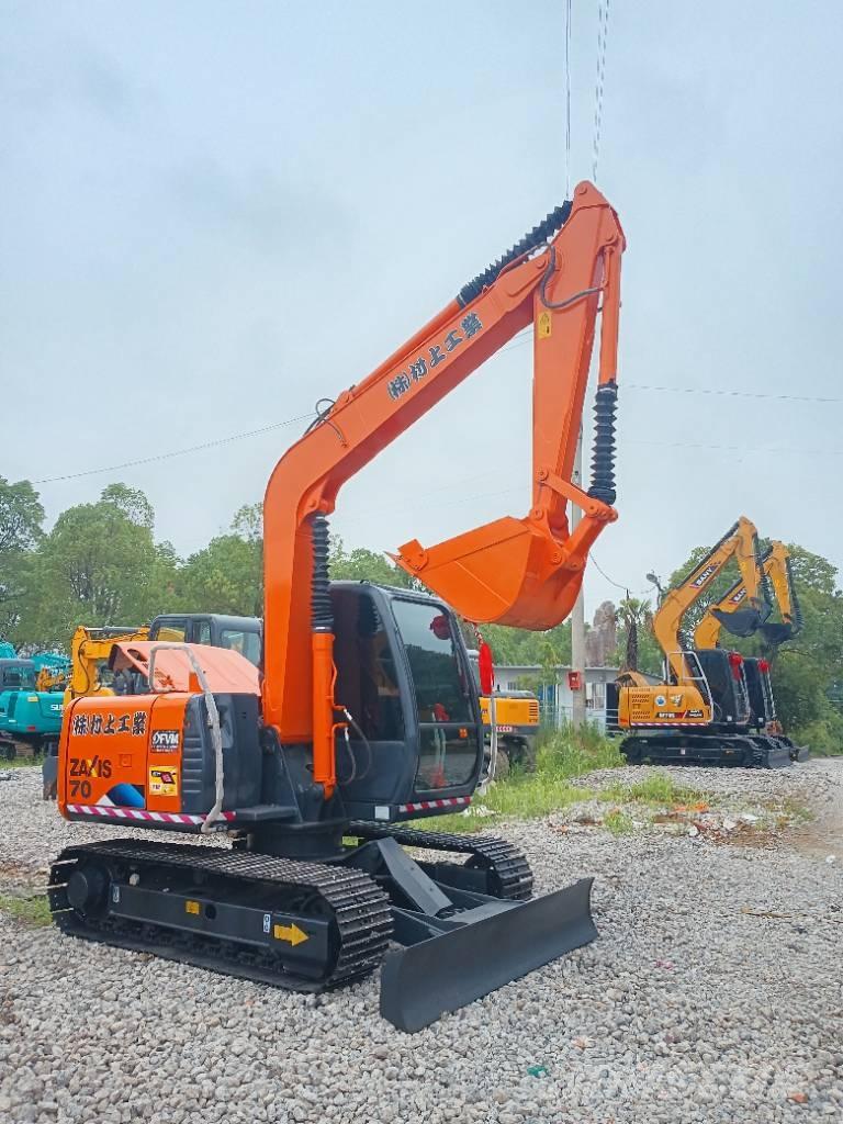 Hitachi ZX70 Paletli ekskavatörler