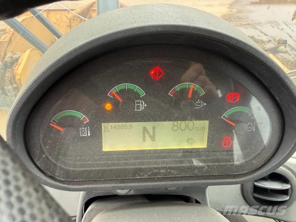 CAT 938 M Tekerlekli yükleyiciler