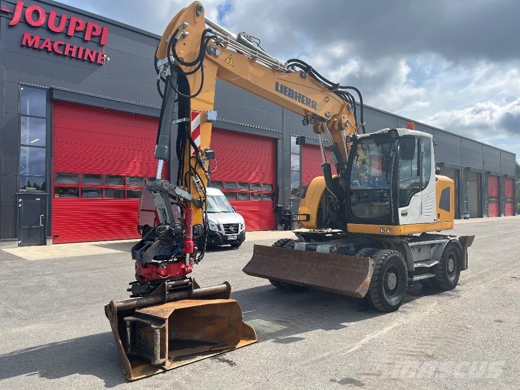 Liebherr A 918 Comp Lastik tekerli ekskavatörler