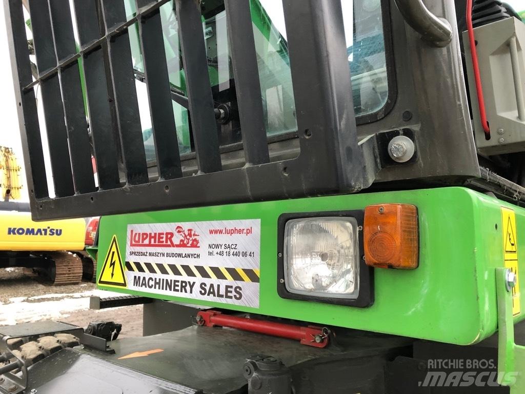 Sennebogen 821 Atık taşıma araçları