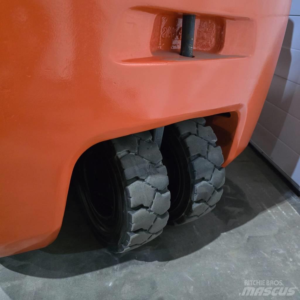 Toyota 8 FBEK 16 T Elektrikli forkliftler