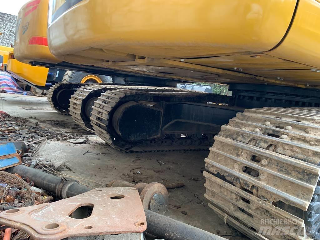 CAT 320D2 Paletli ekskavatörler