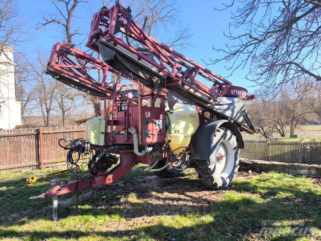 Hardi Commander 2800 Çekilir pülverizatörler