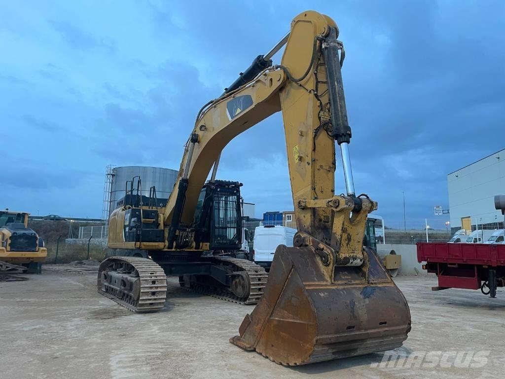 CAT 349 EL Paletli ekskavatörler
