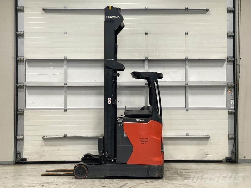 Linde R16 Reach truck - depo içi istif araçları
