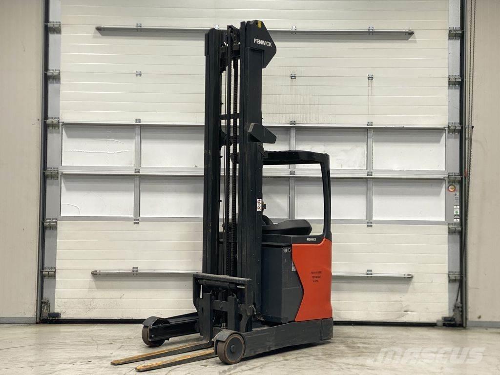 Linde R16 Reach truck - depo içi istif araçları