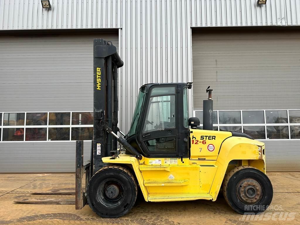 Hyster H12XM-6 Diger
