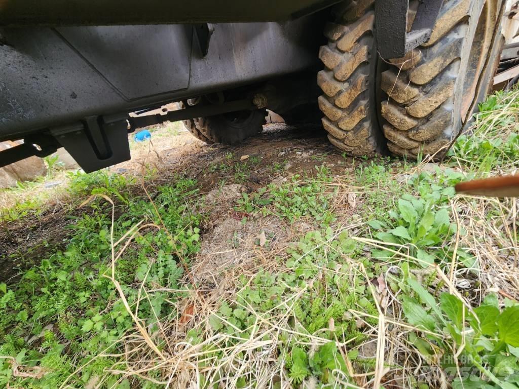 Hyundai ROBEX 2000W Lastik tekerli ekskavatörler