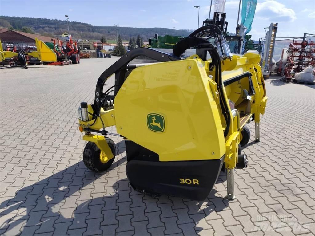 John Deere 9700i Kendi yürür silaj makinalari