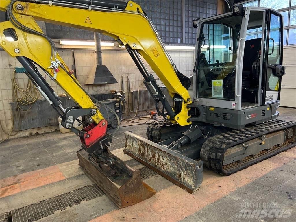Wacker Neuson EZ50 Paletli ekskavatörler