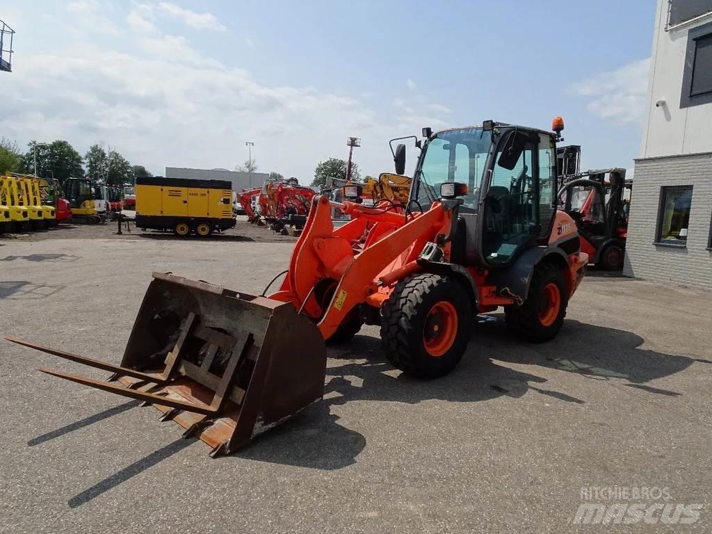 Hitachi ZW75 Diger