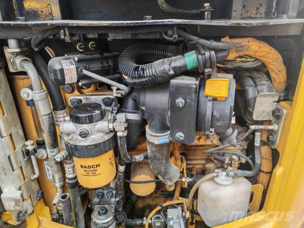 CAT 302 CR Mini ekskavatörler, 7 tona dek