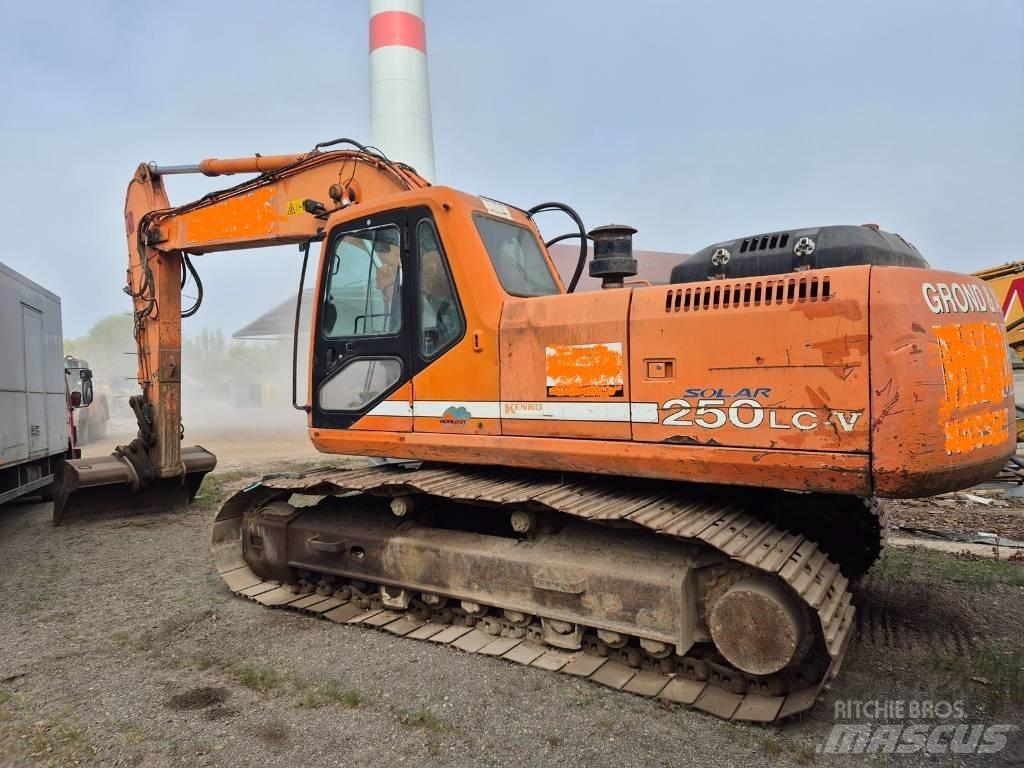 Daewoo S250 Paletli ekskavatörler