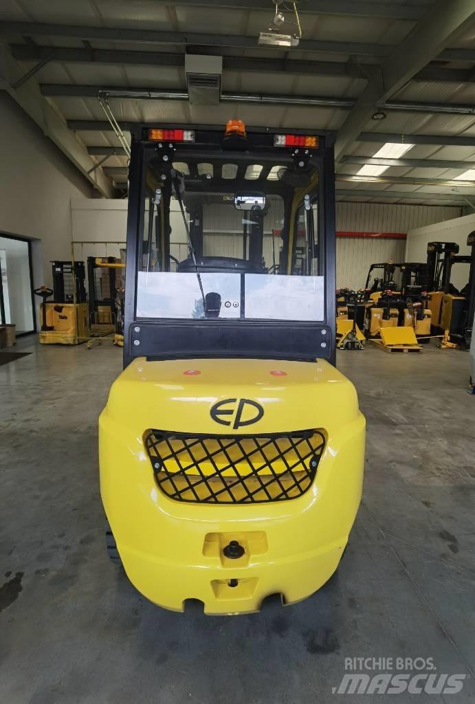 EP CPCD25T8 Dizel forkliftler