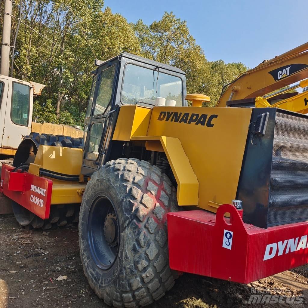 Dynapac CA 30 D Tek tamburlu silindirler